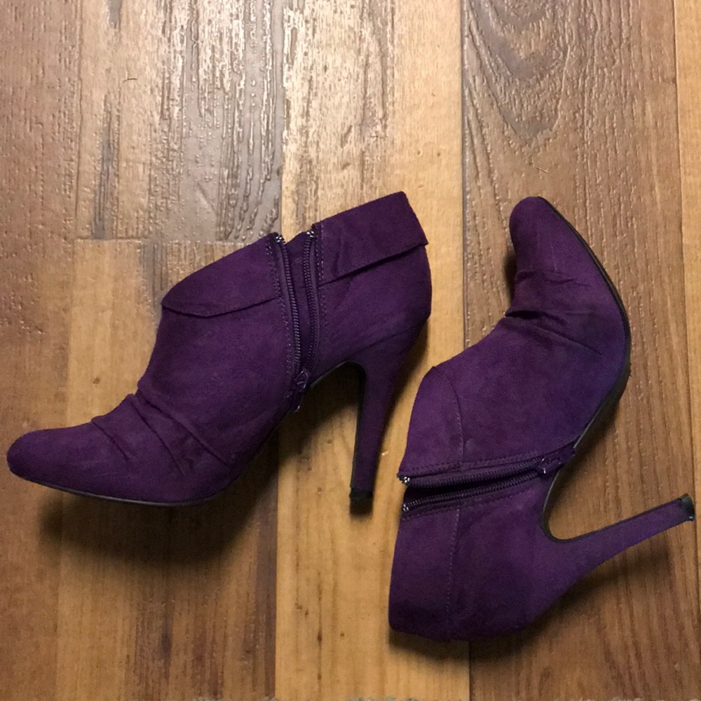Booties - Picture 3 of 5